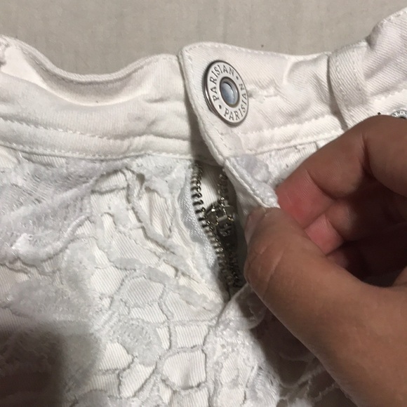 White shorts - Picture 2 of 2